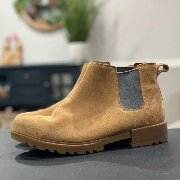 Sorel Camel Ankle Booties - Picture 3 of 13